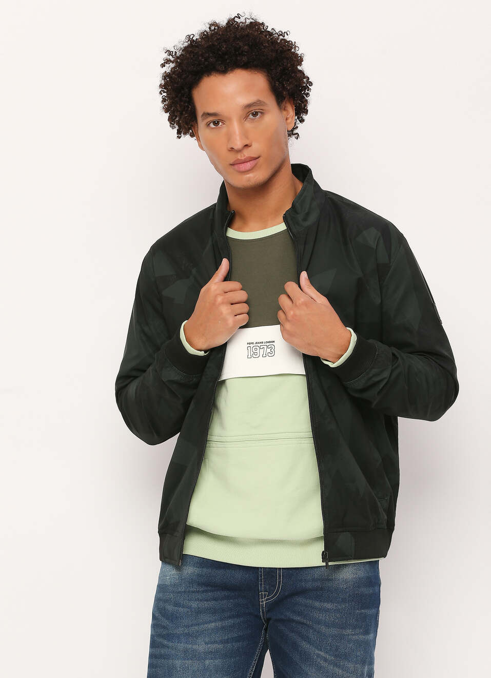 Green Colour Block Full Slevee Sweatshirt, , large image number 6