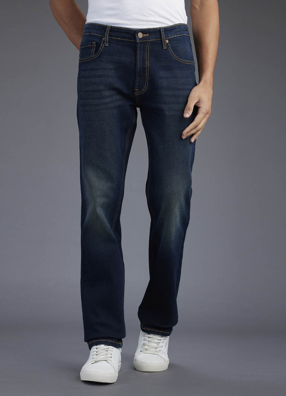 Men Blue Straight Fit Mid Rise Stretchable Jeans, , large image number 2