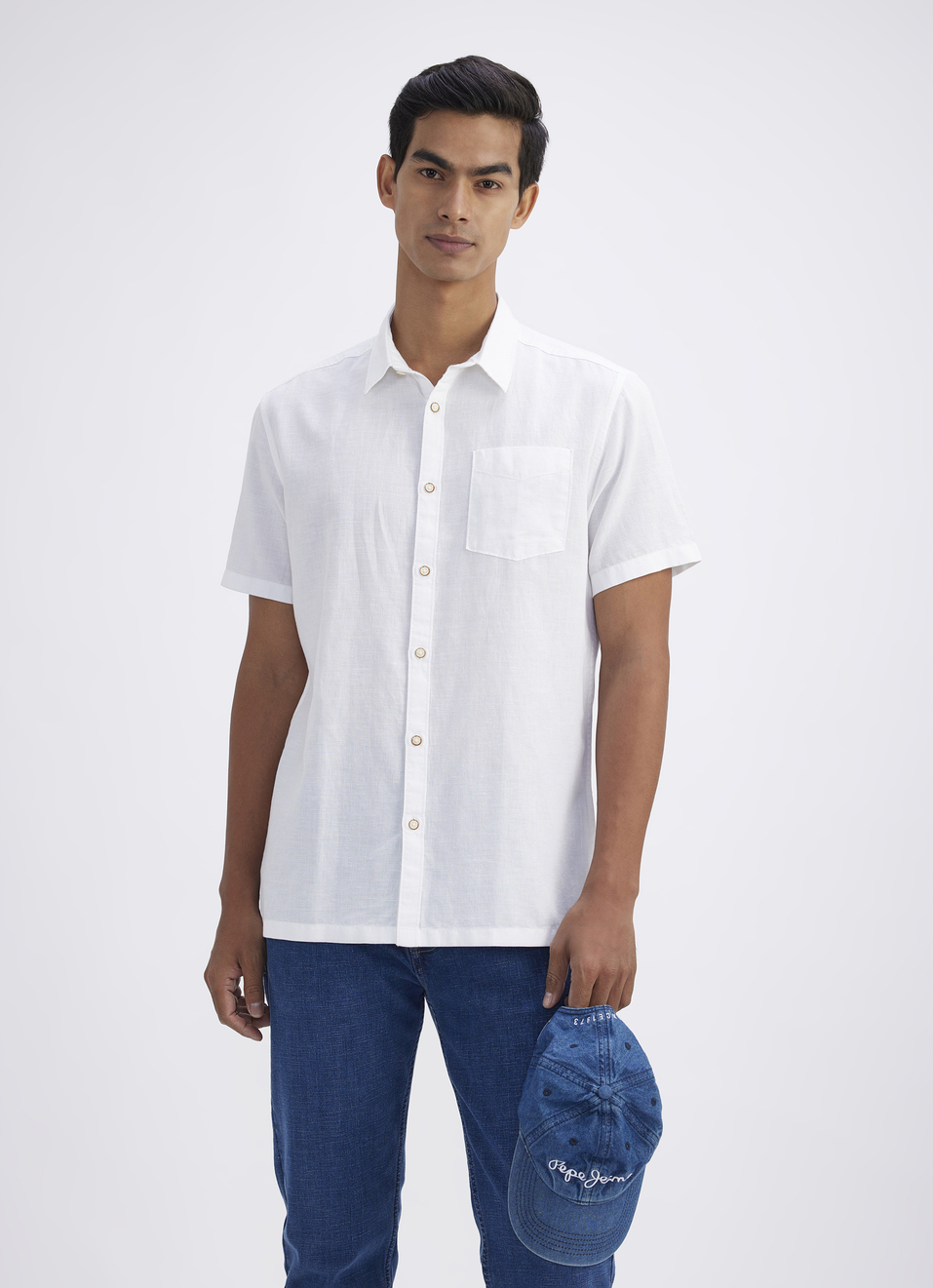 Men White Patch Pocket Short Sleeve Shirt, , large image number 0
