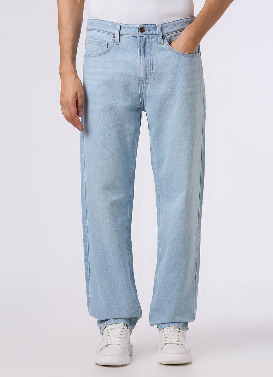 Men Light Blue Mid Rise Baggy Fit Tapered Jeans, , large image number 2