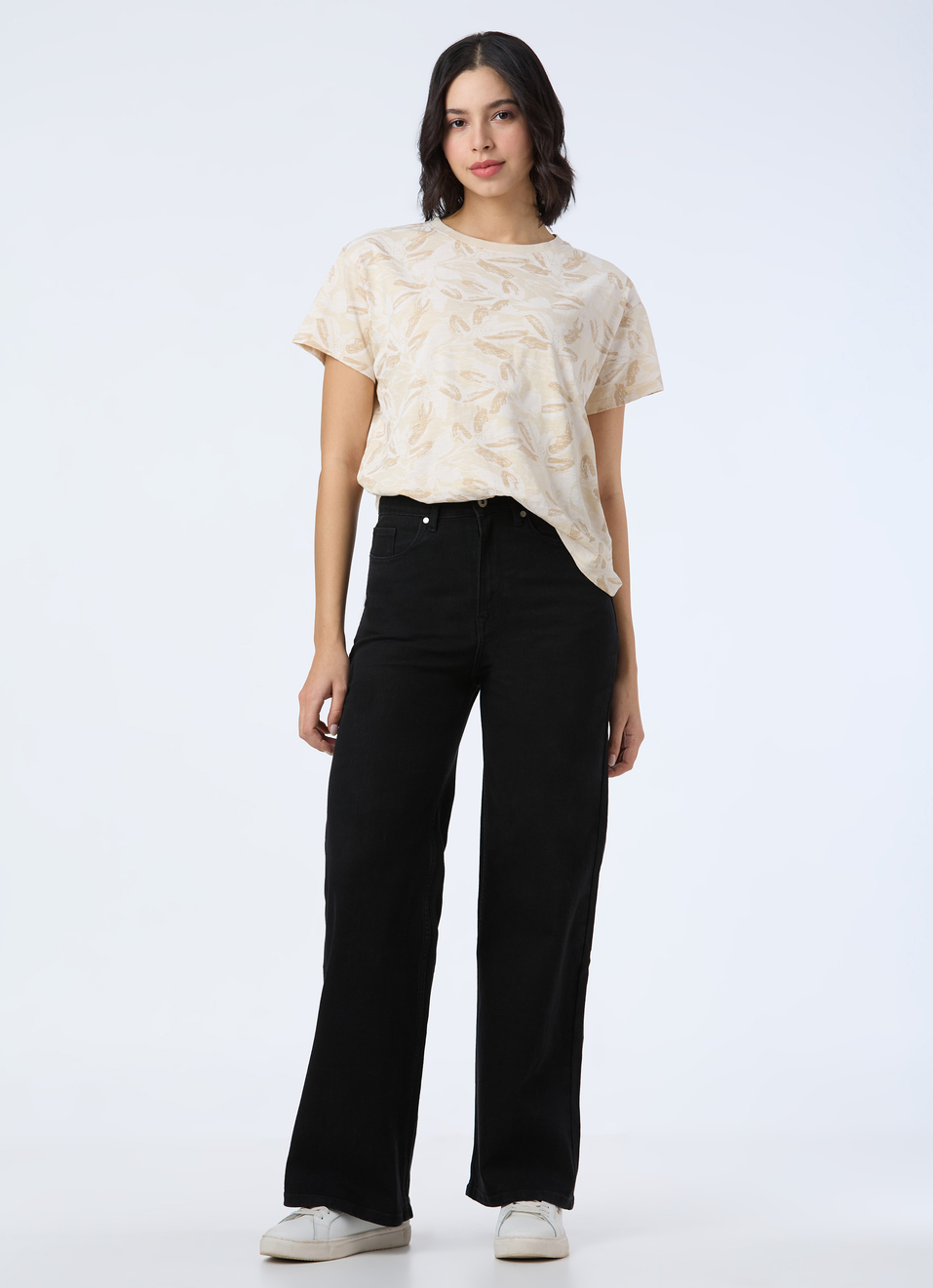 Women Beige All Over Feather Print T-shirt, , large image number 5