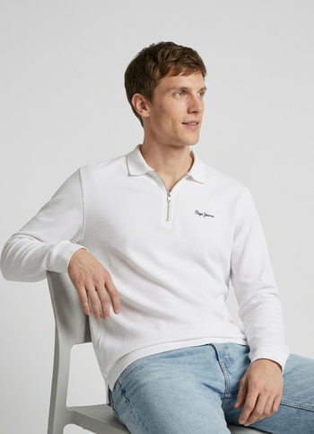 Men White Solid Polo Collar T-shirt