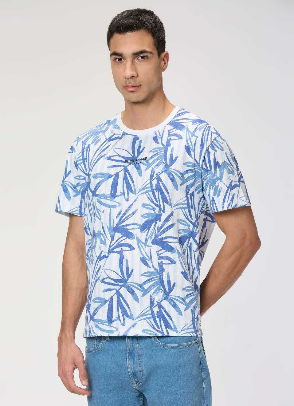 Men White Tropical Relaxed Fit T-shirt, , large image number 3