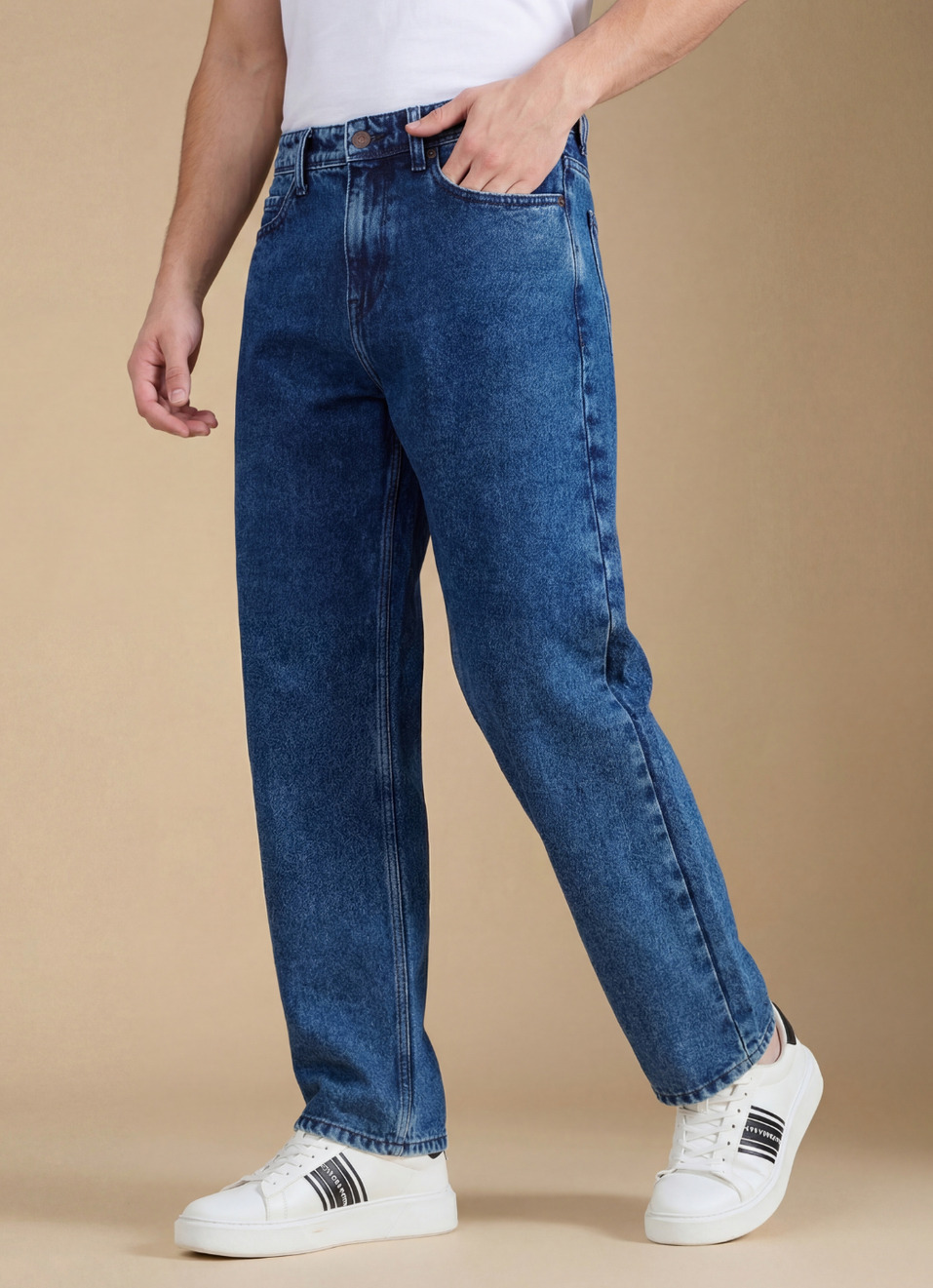 Men Blue Mid Rise Relaxed Fit Jeans, , large image number 0