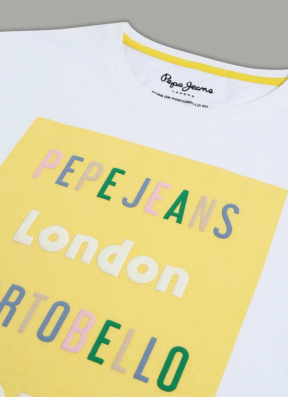 Men White Slim Fit Graphic T-shirt, , large image number 3