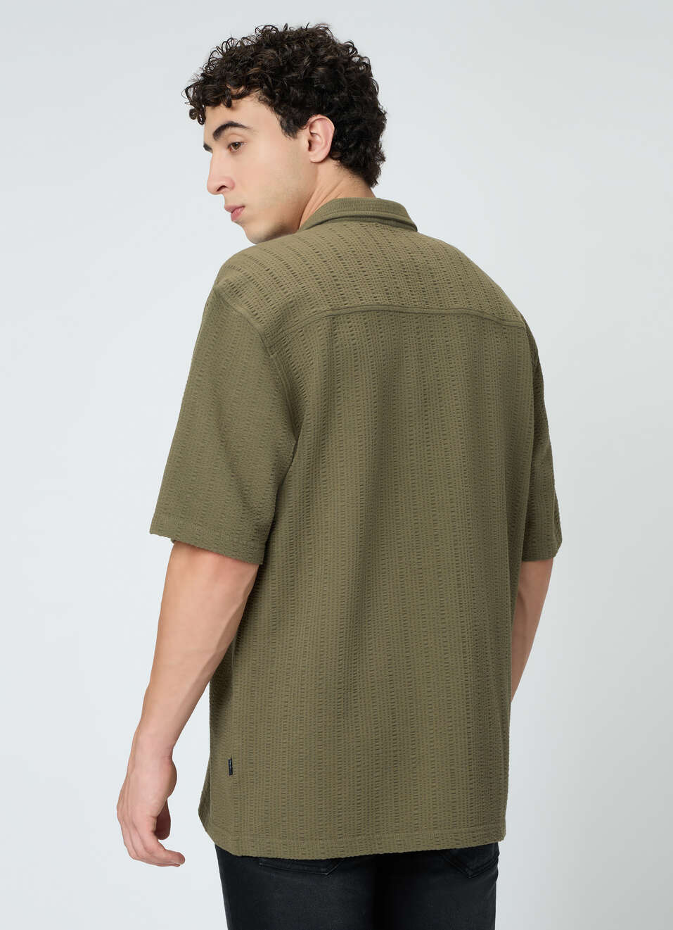 Men Olive Green Solid Relaxed Fit Shirt, , large image number 2