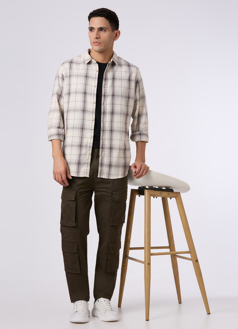 Men Off White Checked Regular Fit Shirt, , large image number 5