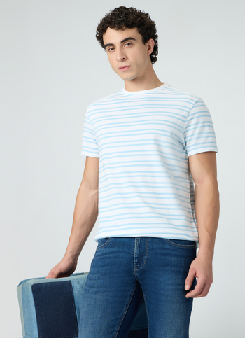Men Sky Blue Striped Slim Fit T-shirt