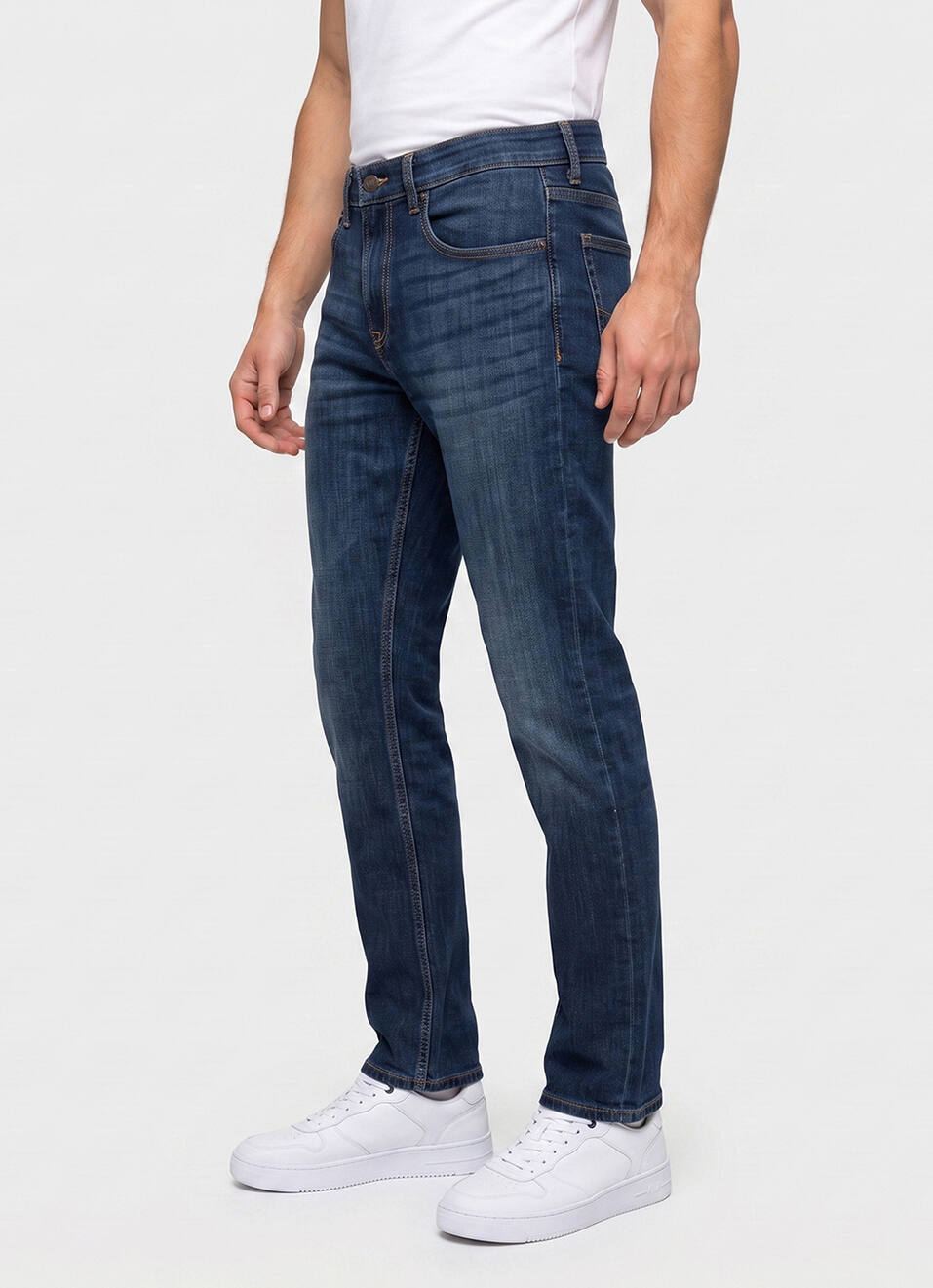 Men Blue Straight Fit Mid Rise Stretchable Jeans, , large image number 0