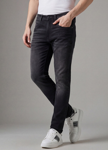 Men Black Mid Rise Slim Fit Gymindigo Jeans