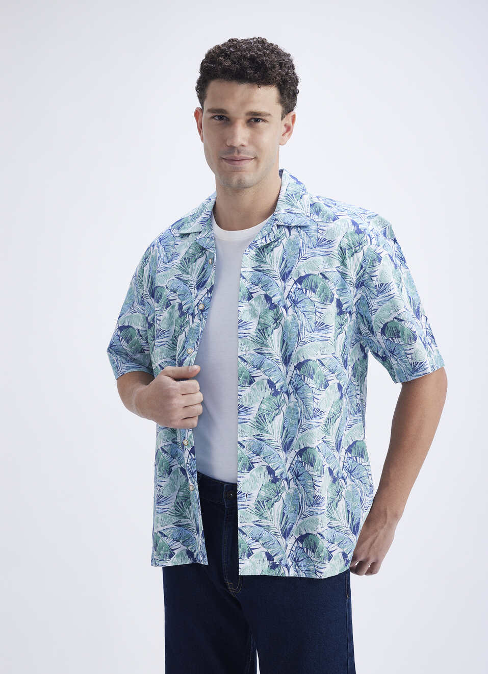 Men Green Resort Collar Tropical Leaf Print Short Sleeve Shirt, , large image number 0