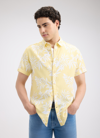 Men Yellow Floral Print Short Sleeve Shirt