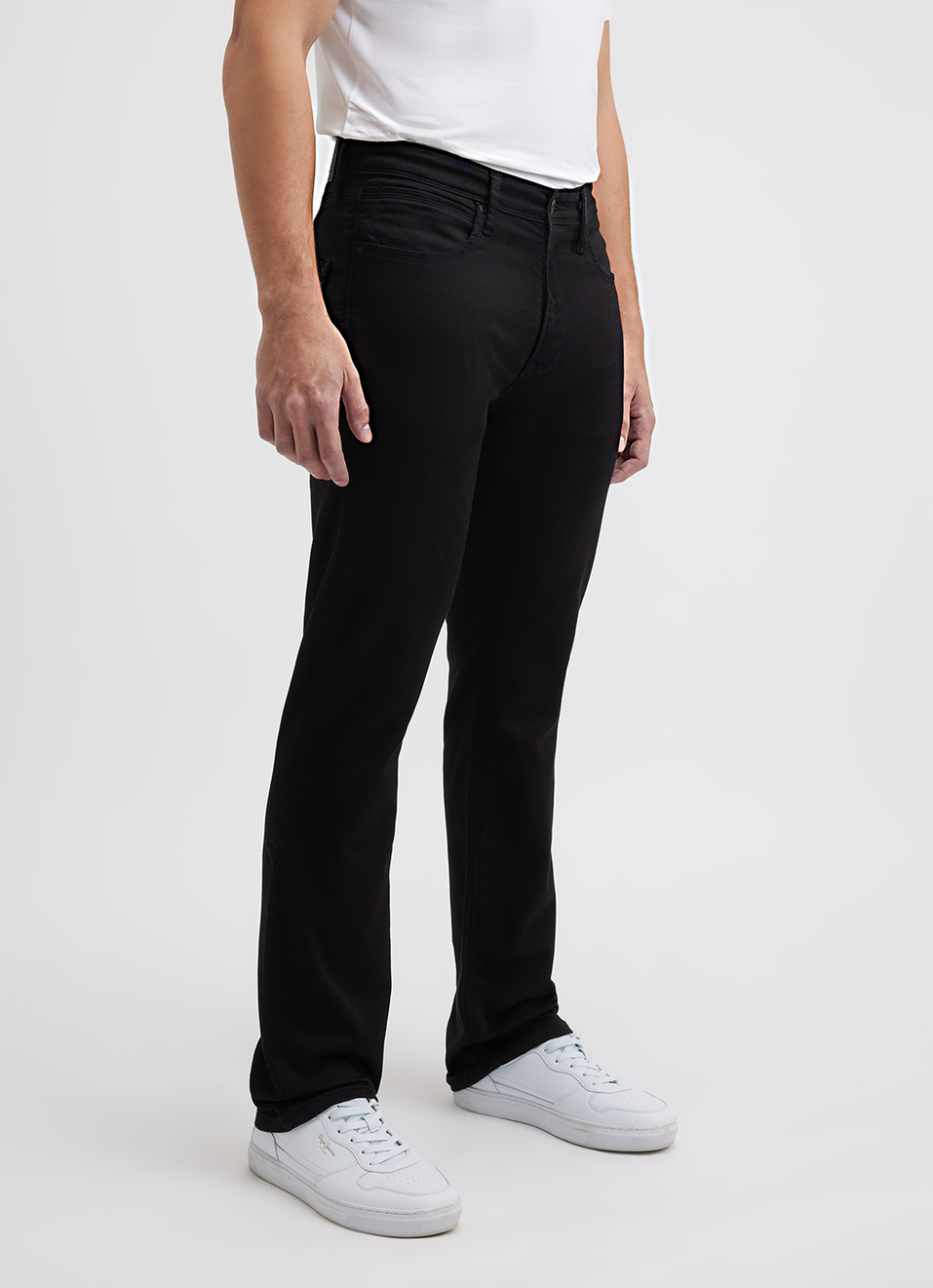 Men Black Regular Fit Mid Rise All Climate Streachable Jeans, , large image number 6