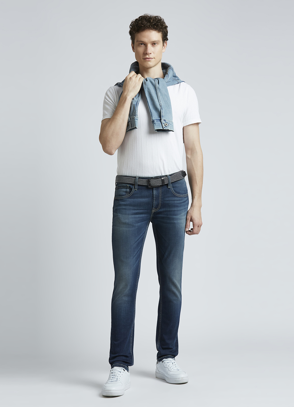 Danial Green Cast Low Rise Tapered Jeans, , large image number 1