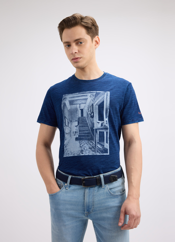 Men Indigo Photographic Print Short Sleeve T-shirt