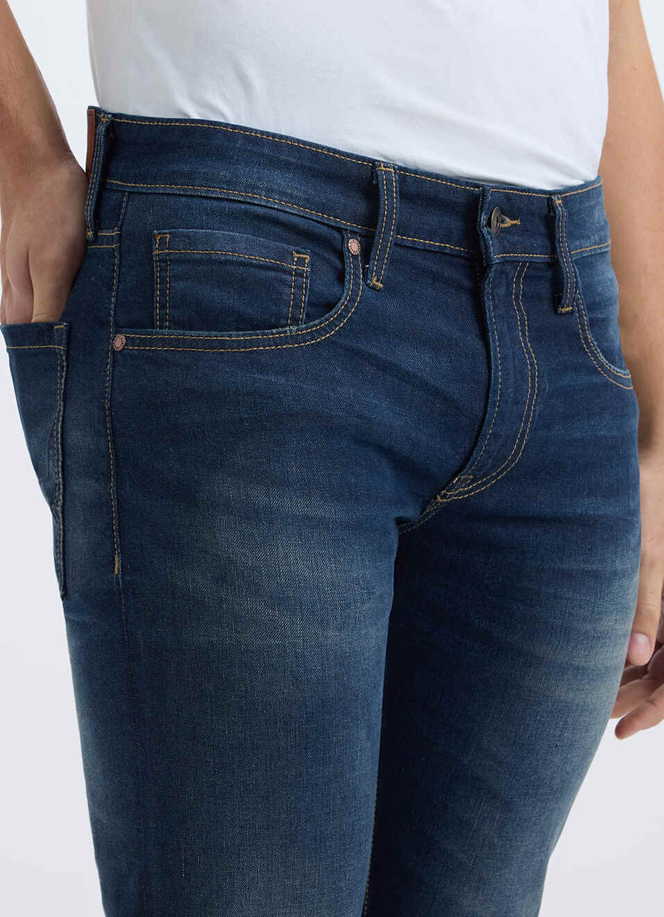 Men Blue Slim Fit Mid Rise Jeans , , large image number 4