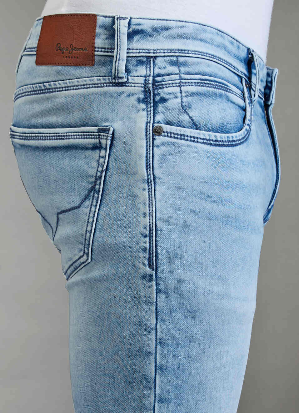 Men Blue Skinny Fit Mid Rise Stretchable Jeans, , large image number 4