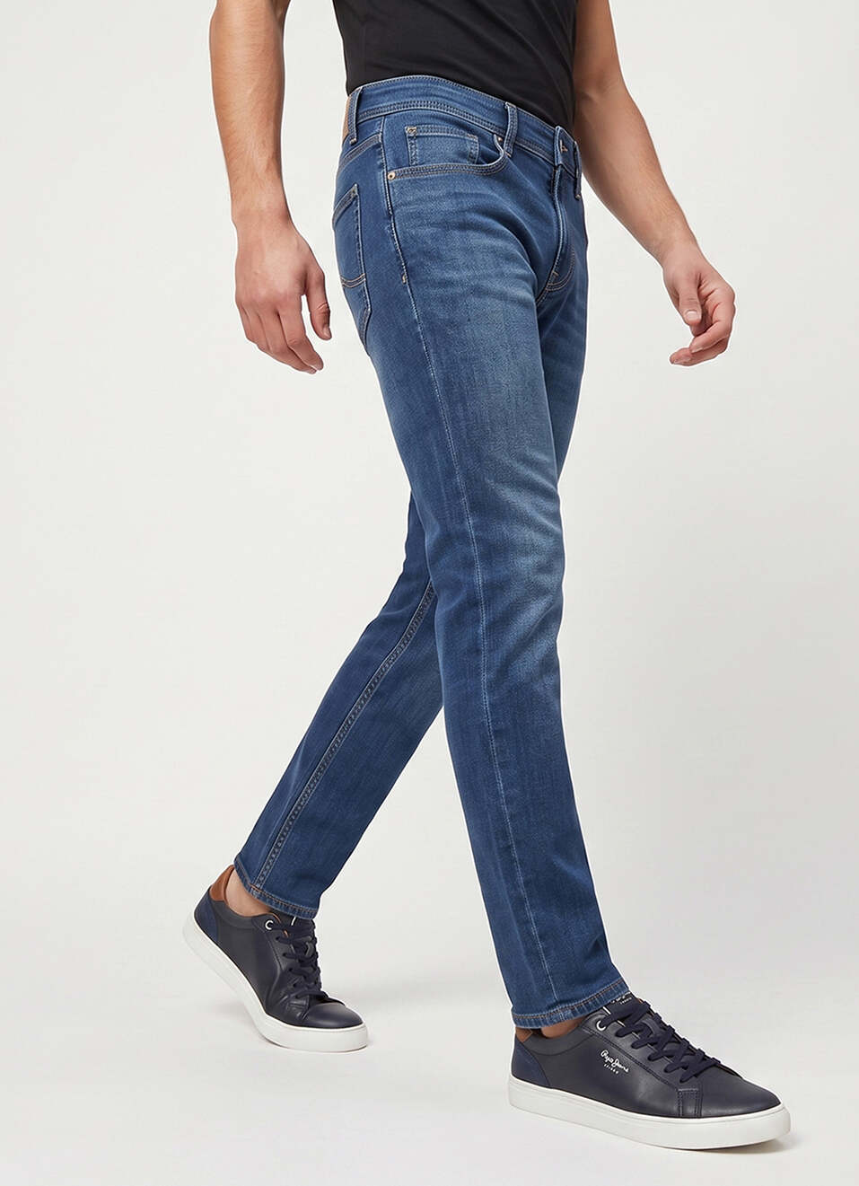 Men Blue Tapered Fit Low Rise Stretchable Jeans, , large image number 0