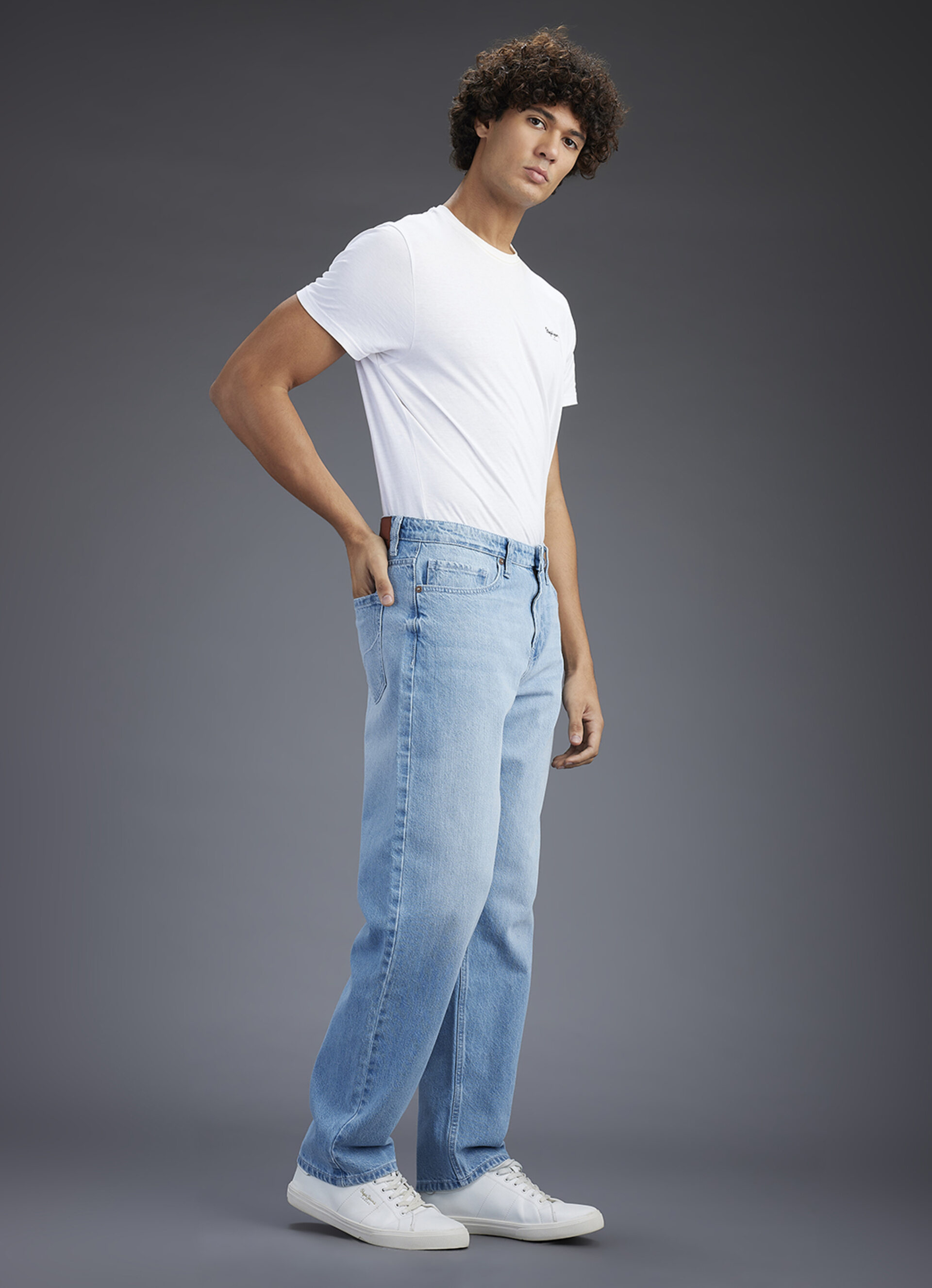 Men Blue Tapered Fit Mid Rise Jeans, , large image number 9