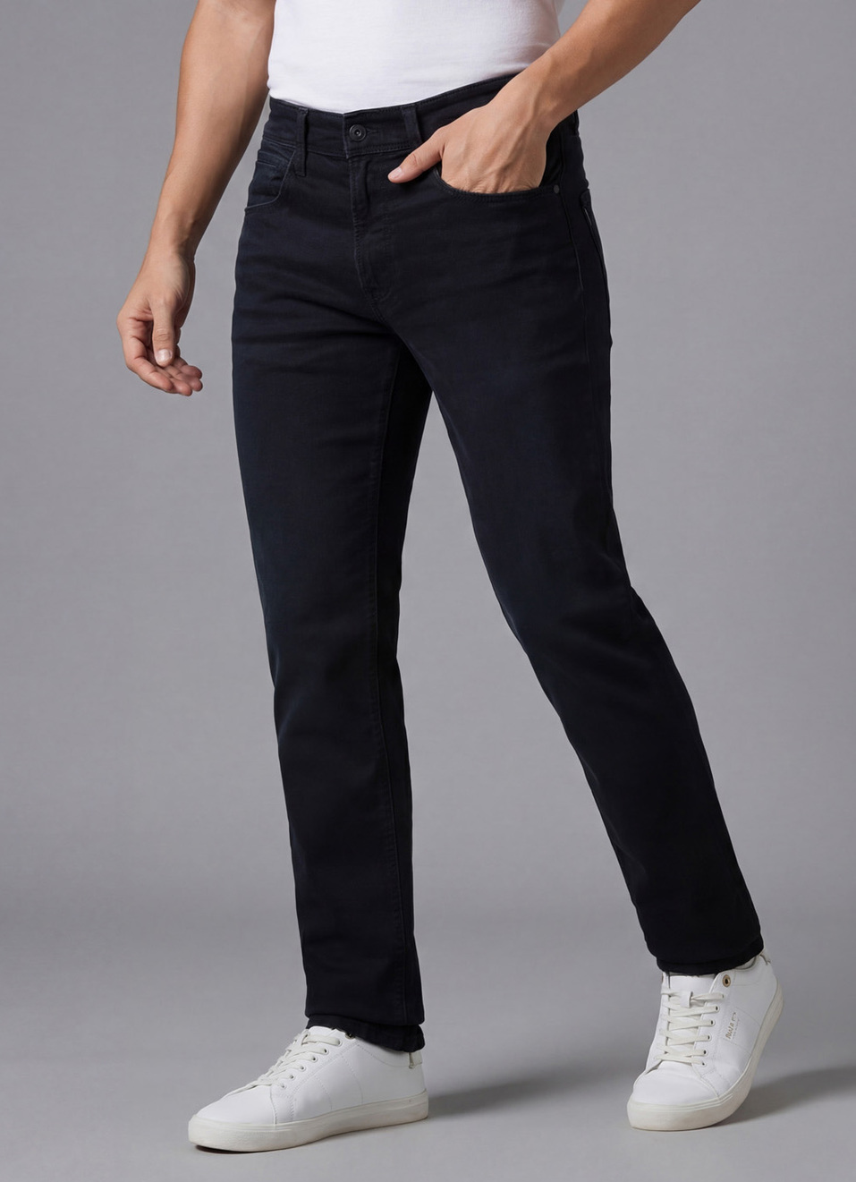 Men Black Mid Rise Straight Fit Jeans, , large image number 0