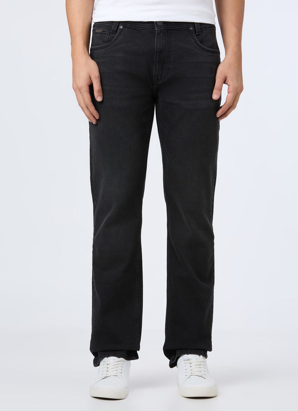 Men Black Mid Rise Straight Fit Stretchable Jeans, , large image number 1