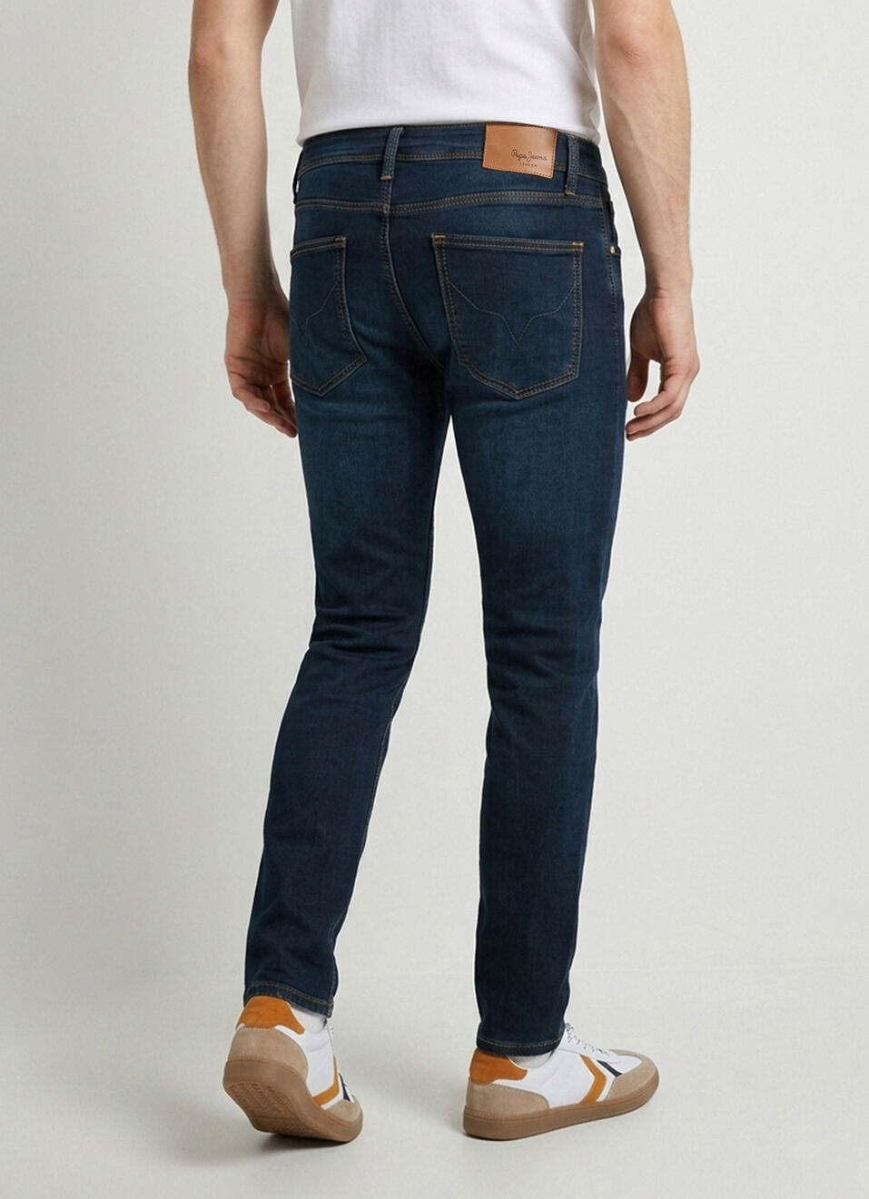 Men Blue Tapered Fit Low Rise Stretchable Jeans, , large image number 3