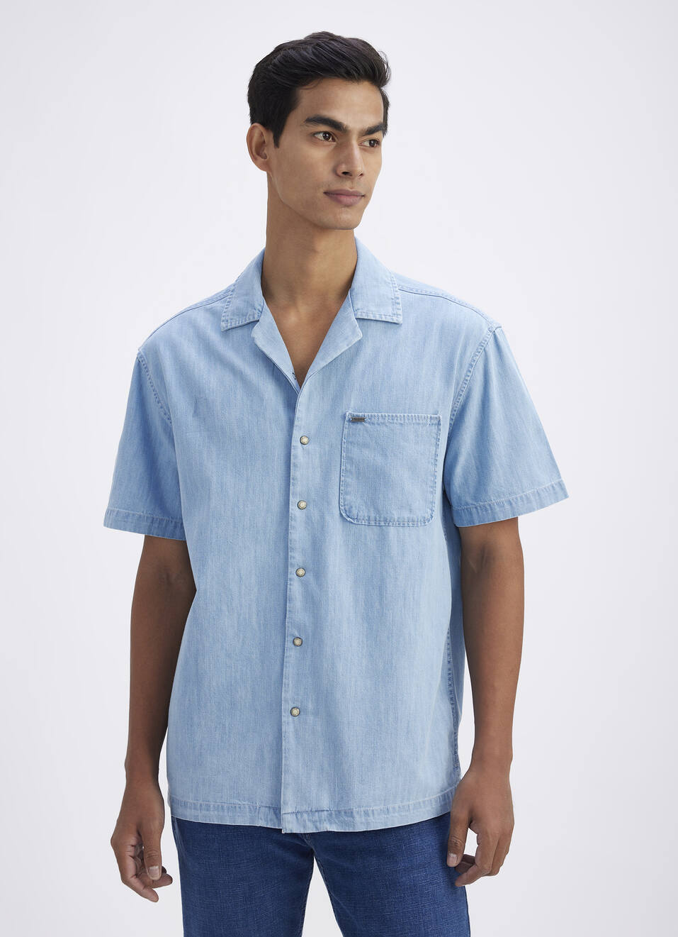 Men Blue Resort Collar Short Sleeve Denim Shirt, , large image number 1