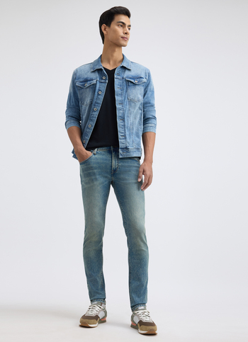 Men Blue Low Rise Tapered Powerflex Jeans