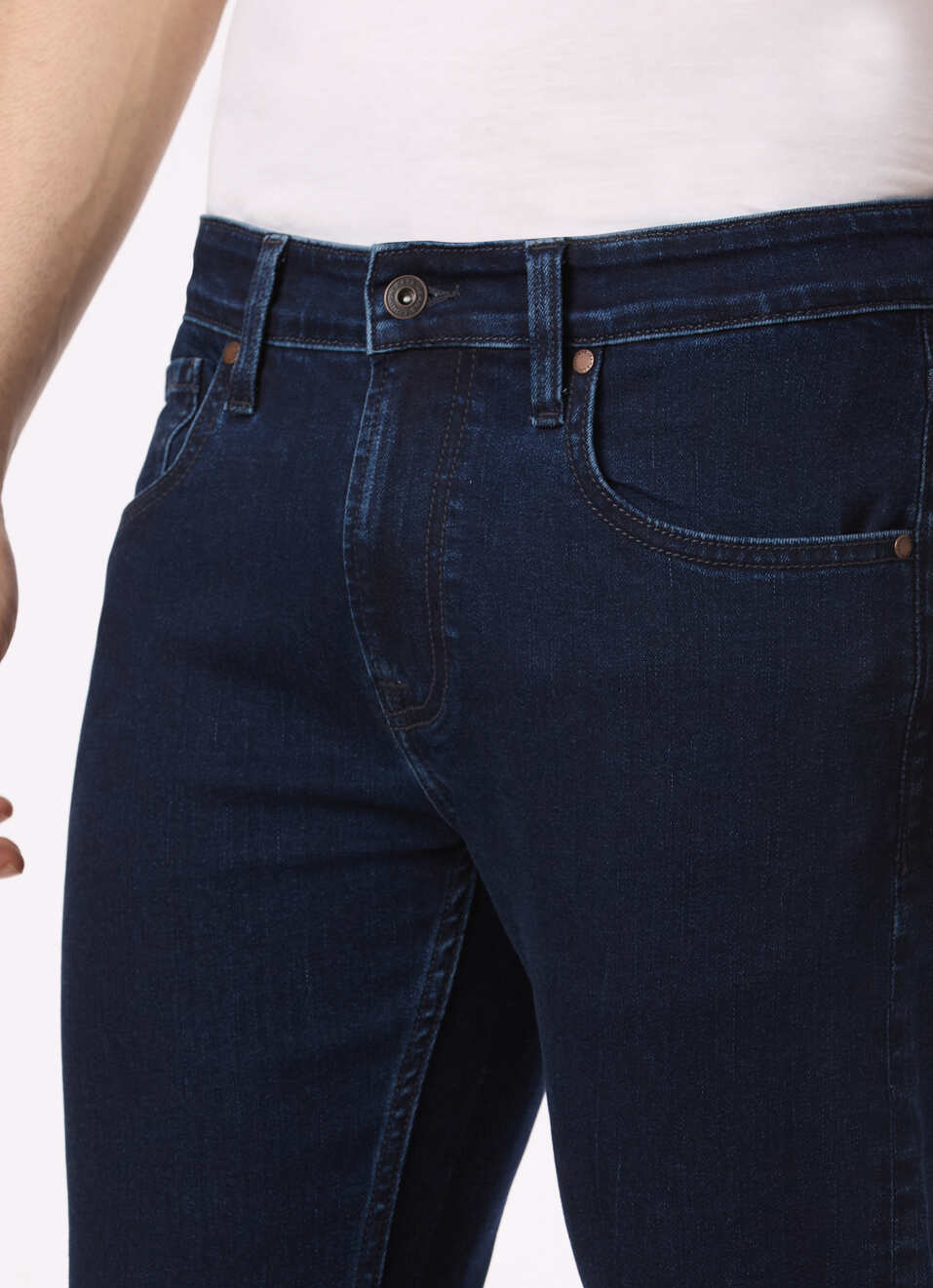 Men Dark Blue Mid Rise Slim Fit Stretchable Jeans, , large image number 4