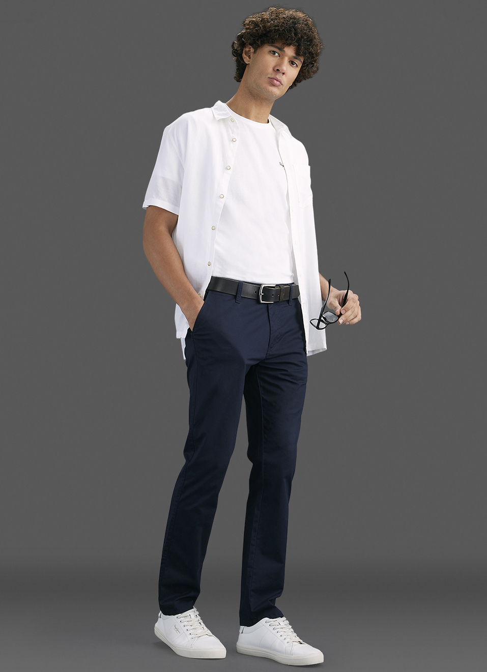 Men Navy Blue Mid Rise Straight Fit Chino Pants, , large image number 1