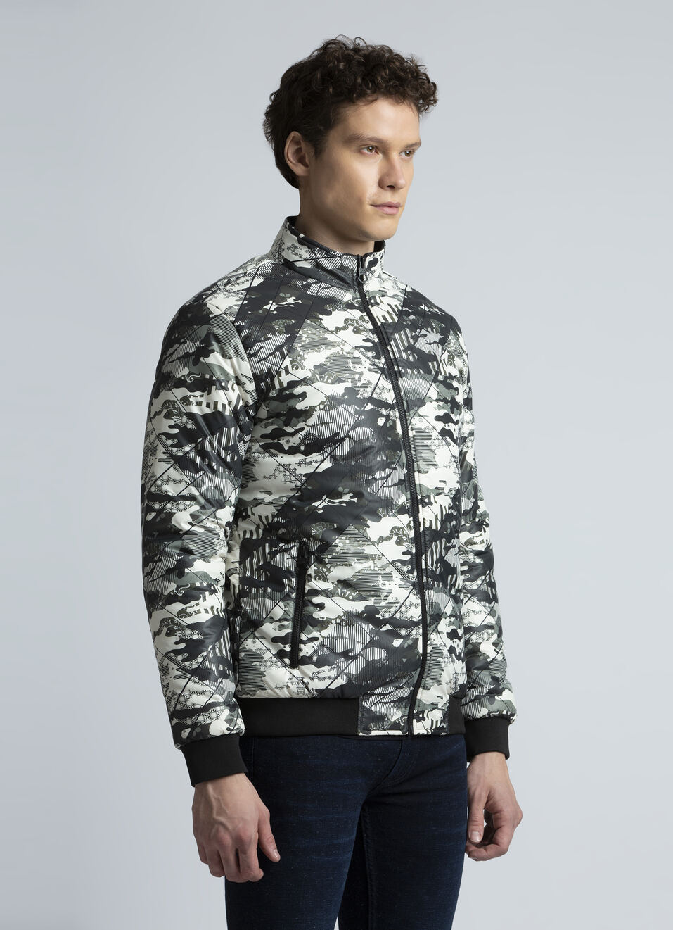 Green Abstract Print Full Sleeve Jacket, , large image number 3