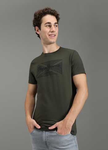 Men Green Slim Fit Graphic T-shirt