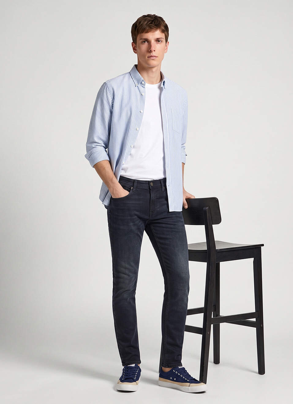 Men Blue Tapered Fit Low Rise Stretchable Jeans, , large image number 1