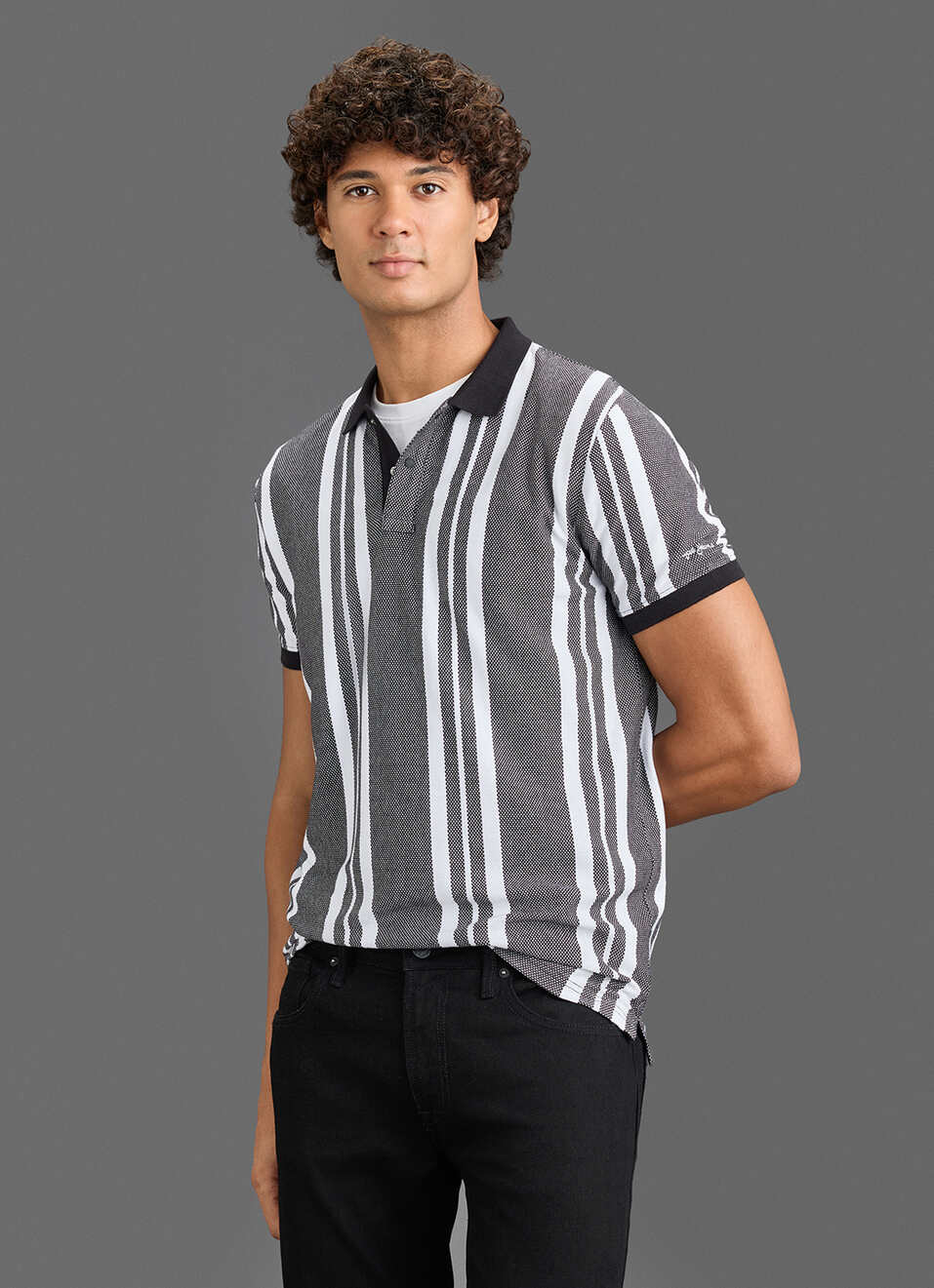 Men Black Vertical Stripe Short Sleeve Polo, , large image number 0