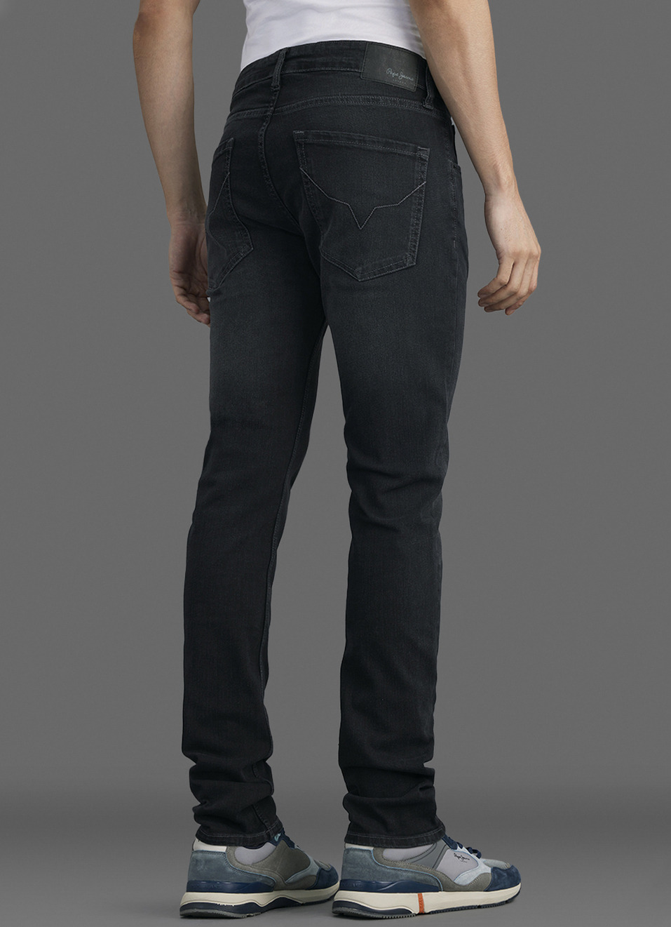 Men Black Slim Fit Mid Rise Stretchable Jeans, , large image number 3