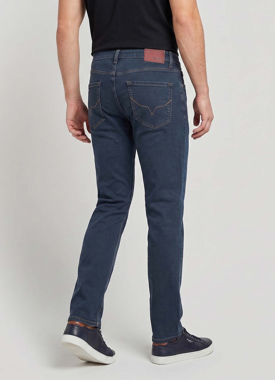 Men Blue Straight Fit Mid Rise Stretchable Jeans, , large image number 3