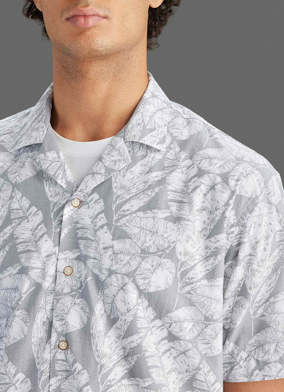 Men Grey Printed Relaxed Fit Resort Collar Shirt, , large image number 1