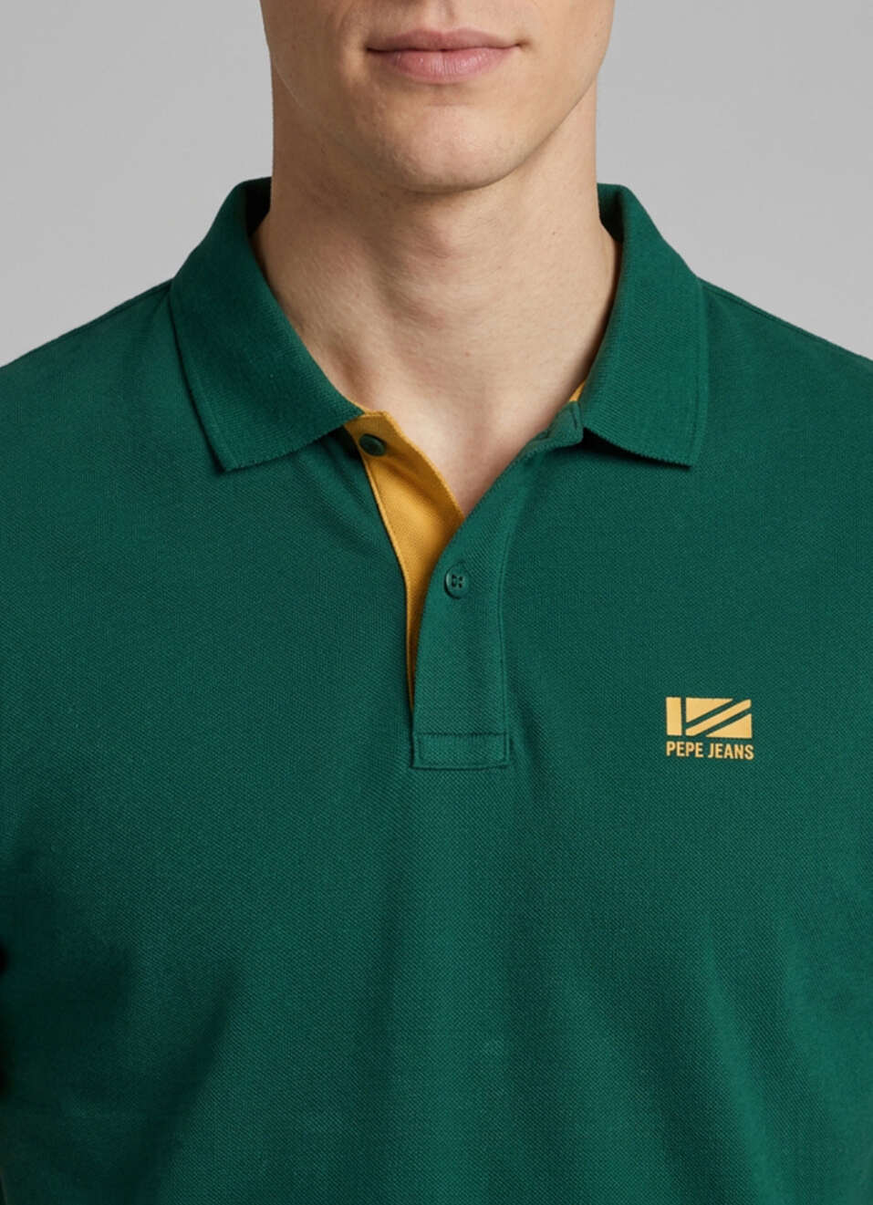 Men Green Solid Polo T-shirt, , large image number 4