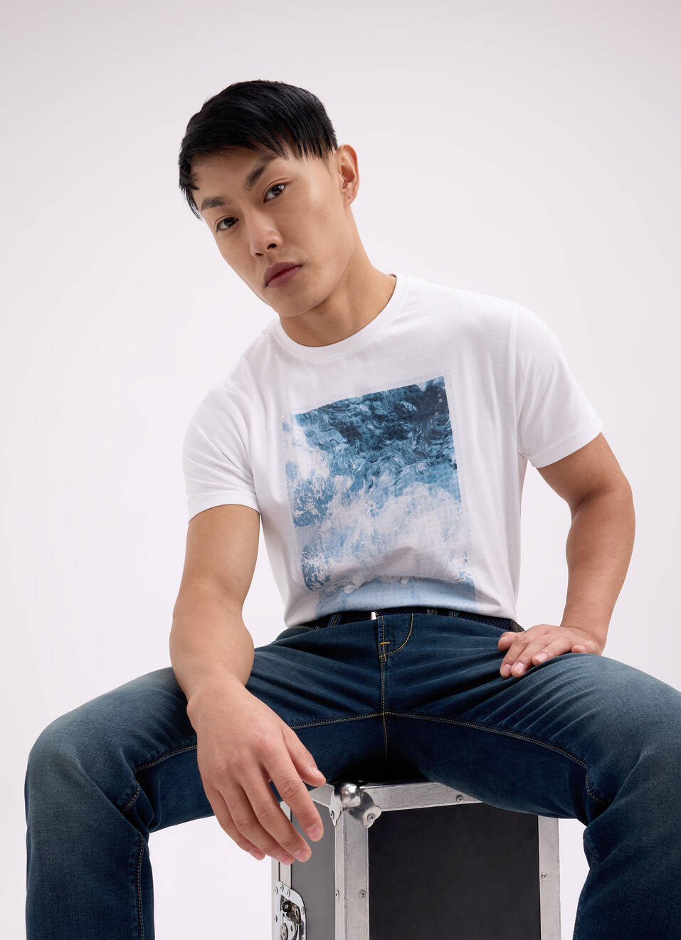 Men White Photographic Print Short Sleeve T-shirt, , large image number 0