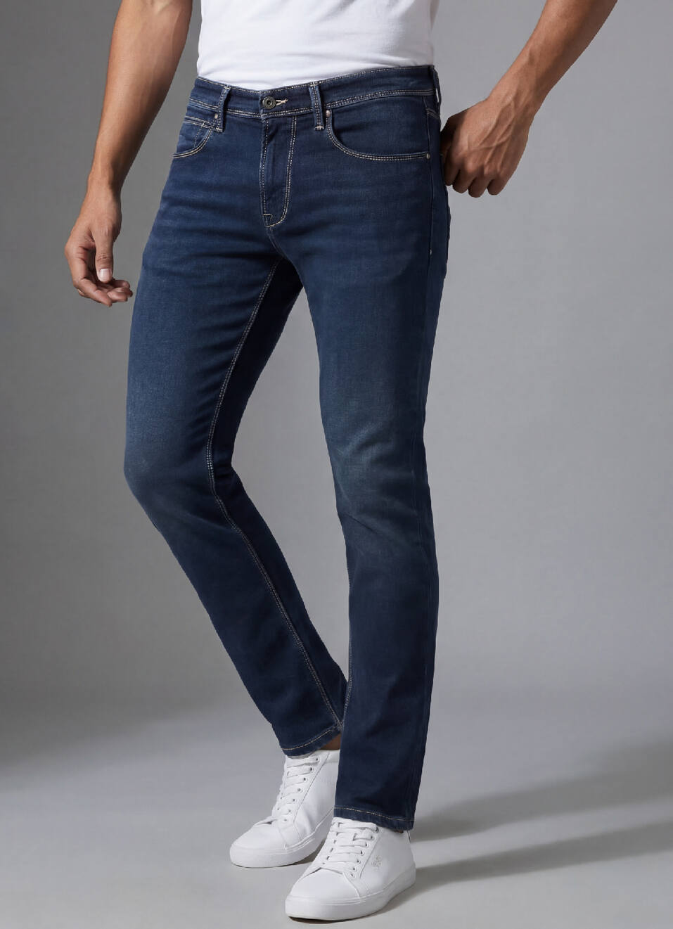 Men Blue Low Rise Slim Fit Tapered Jeans Stretchable Jeans, , large image number 0