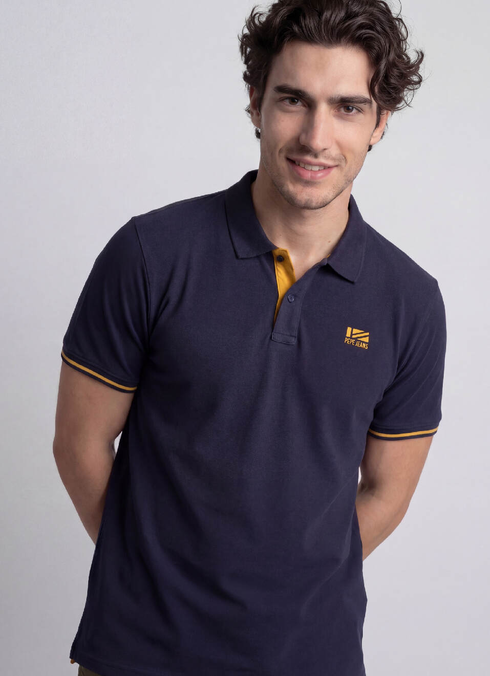 Men Navy Solid Short Sleeves Polo, , large image number 0