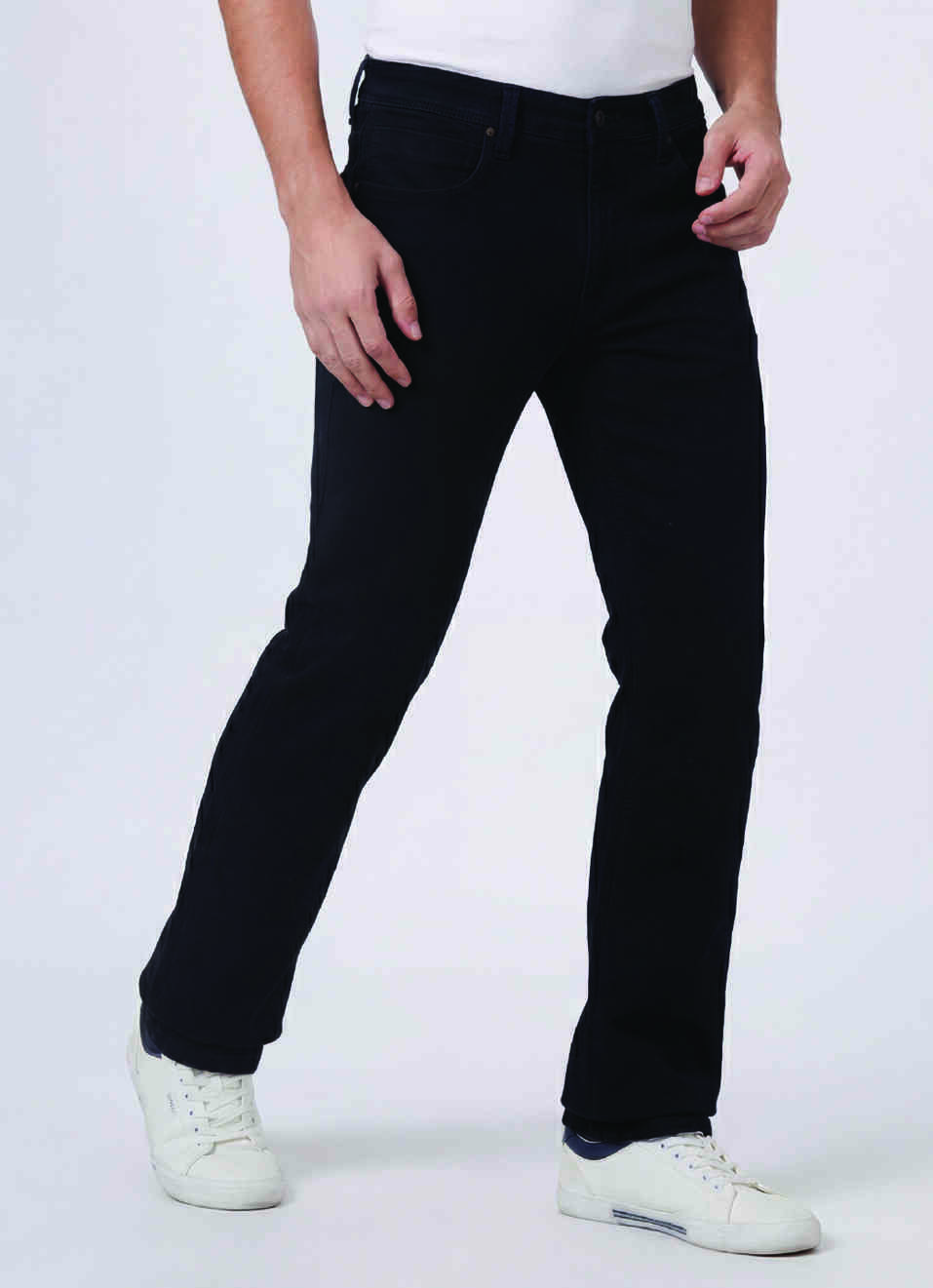 Men Black Mid Rise Slim Fit Textured Jeans, , large image number 0