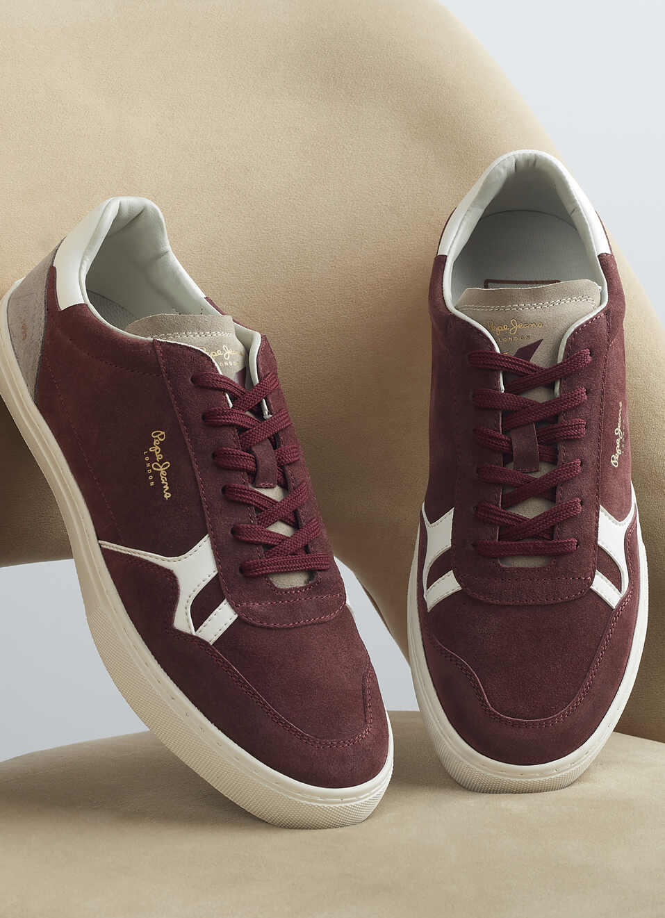 Men Burgundy Colorblock Lace Up Sneakers, , large image number 0