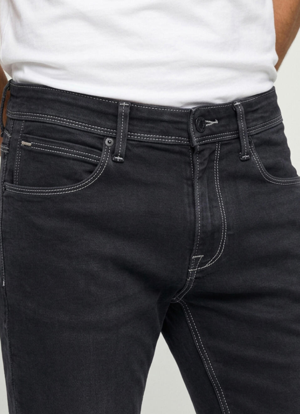 Men Black Slim Stretchable Jeans, , large image number 4