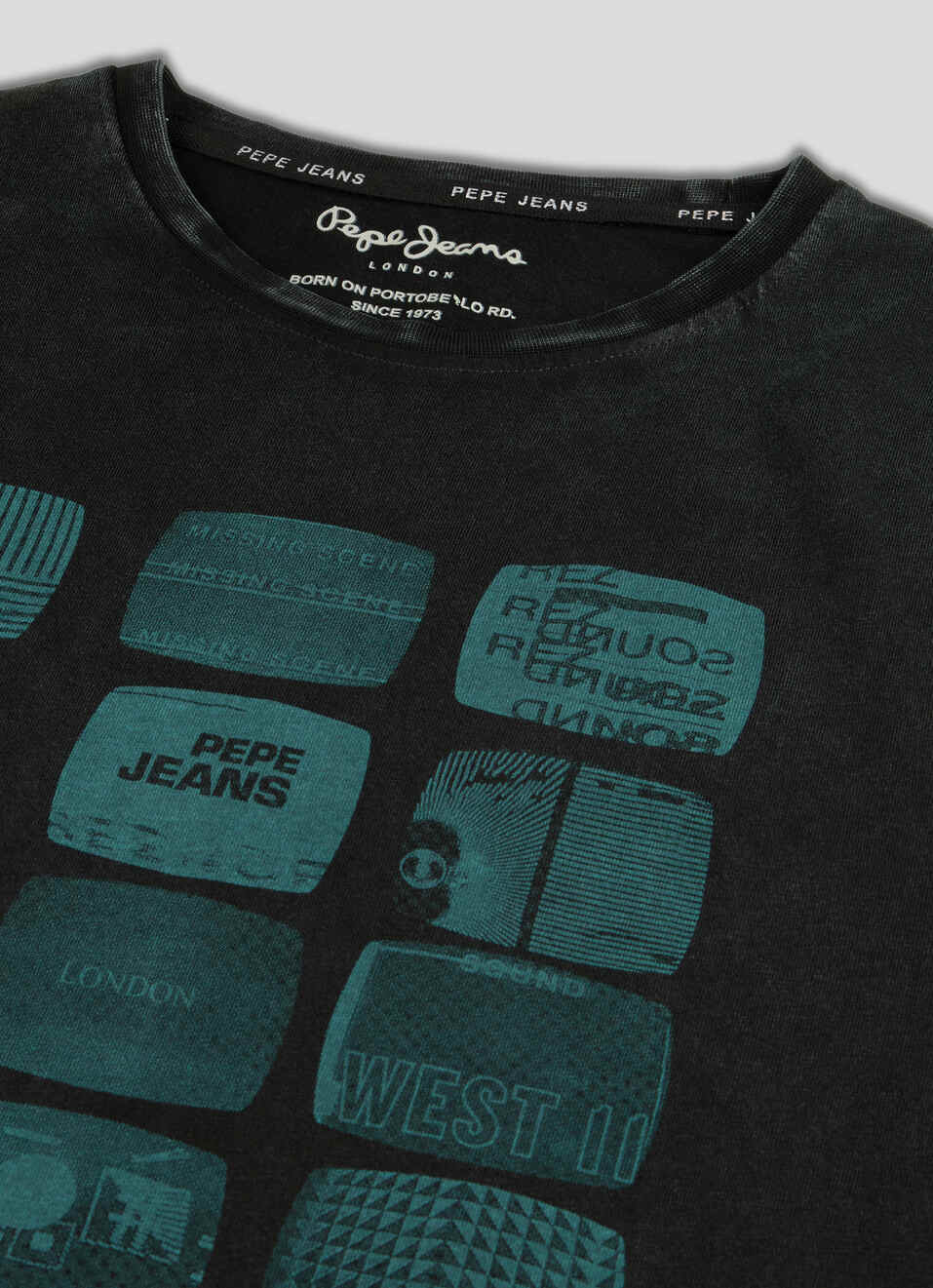 Men Black Graphic Slim Fit T-shirt, , large image number 7