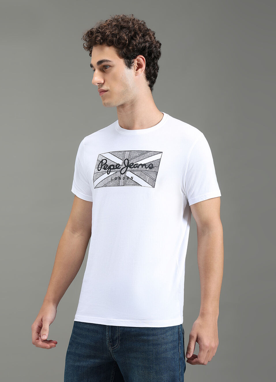Men White Slim Fit Graphic T-shirt, , large image number 7