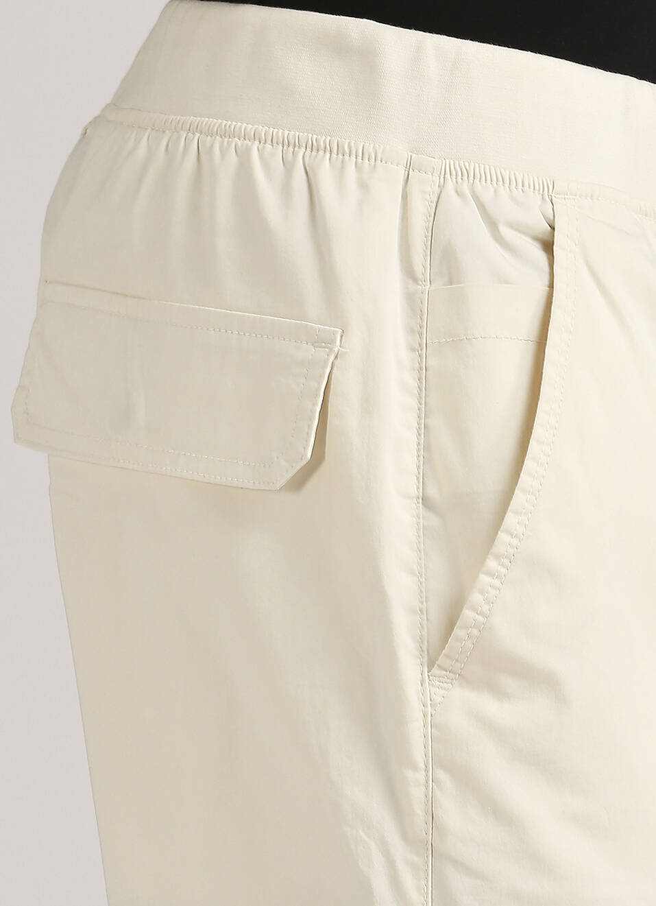 Off White Solid Patch Pockets Joggers, , large image number 4