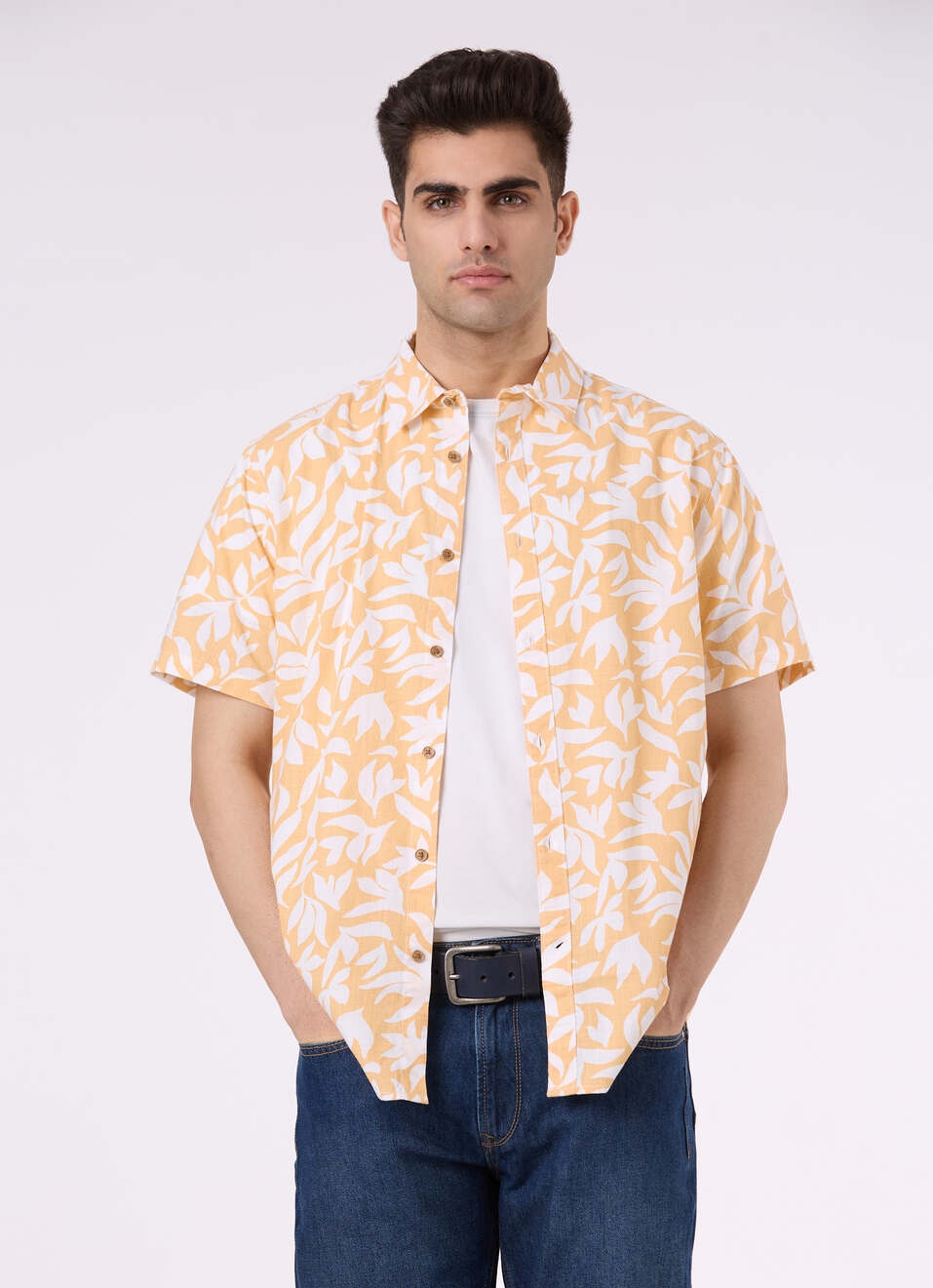 Men Beige Abstract Print Short Sleeve Shirt, , large image number 0