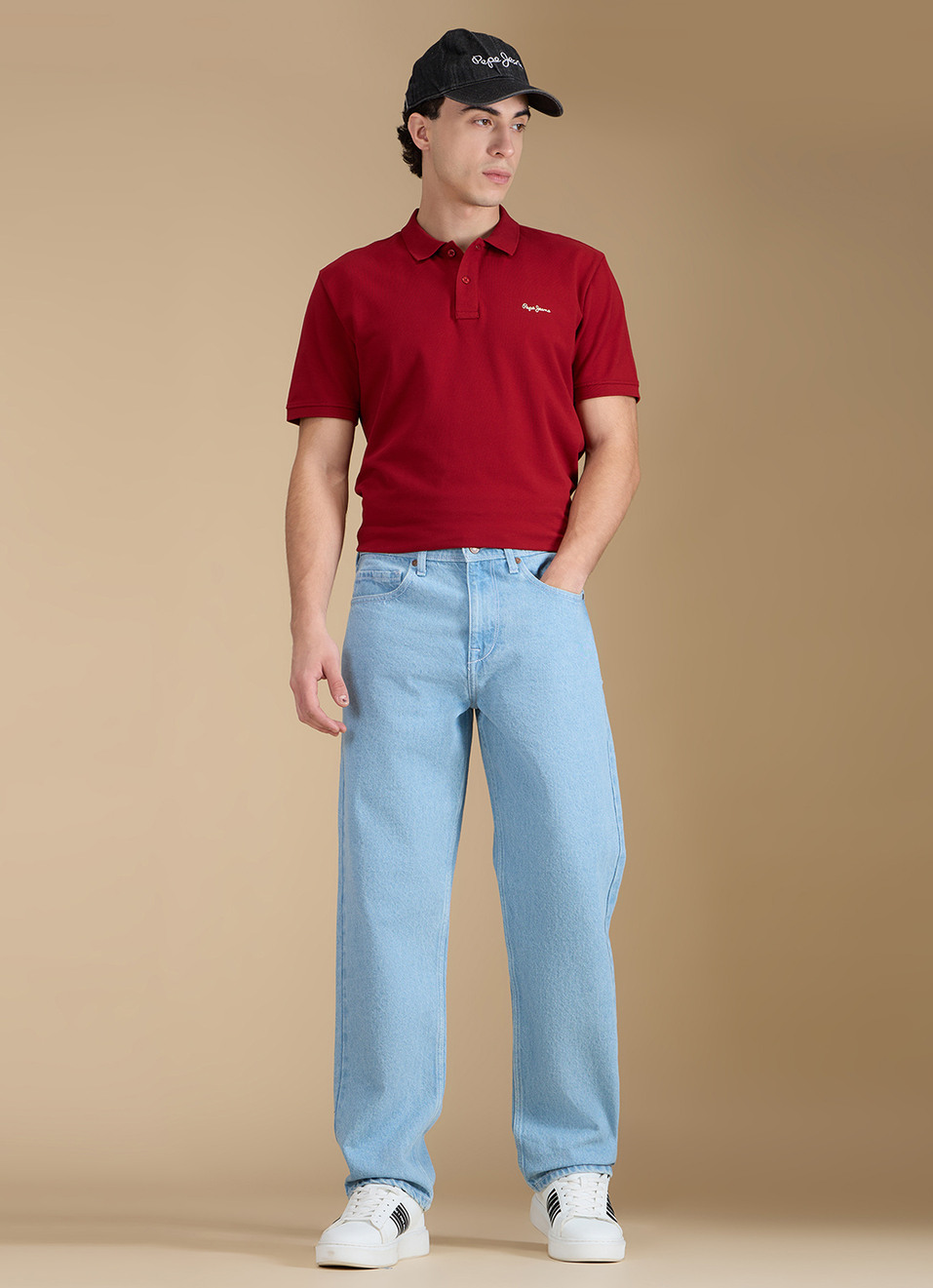 Men Light Blue Mid Rise Relaxed Fit Jeans, , large image number 1