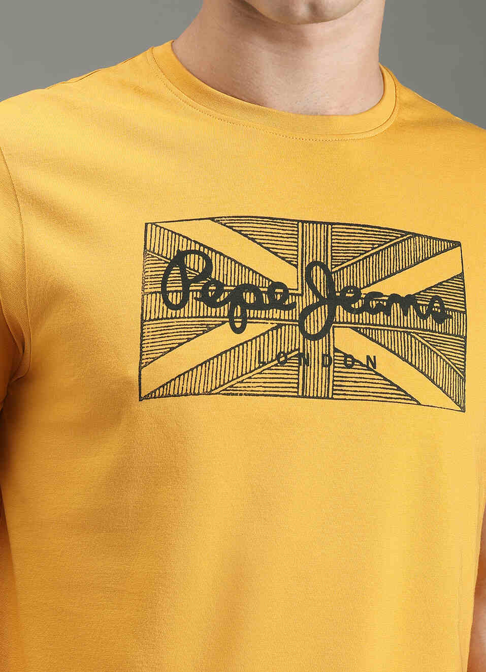 Men Yellow Slim Fit Graphic T-shirt, , large image number 1